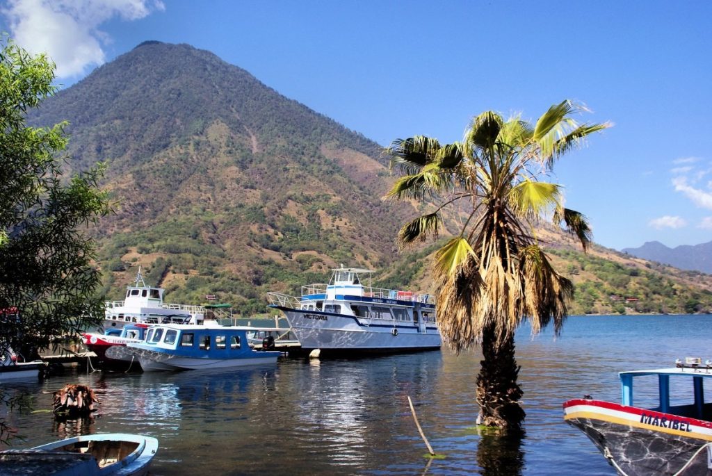 Lago de Atitlán, místico y mágico. 